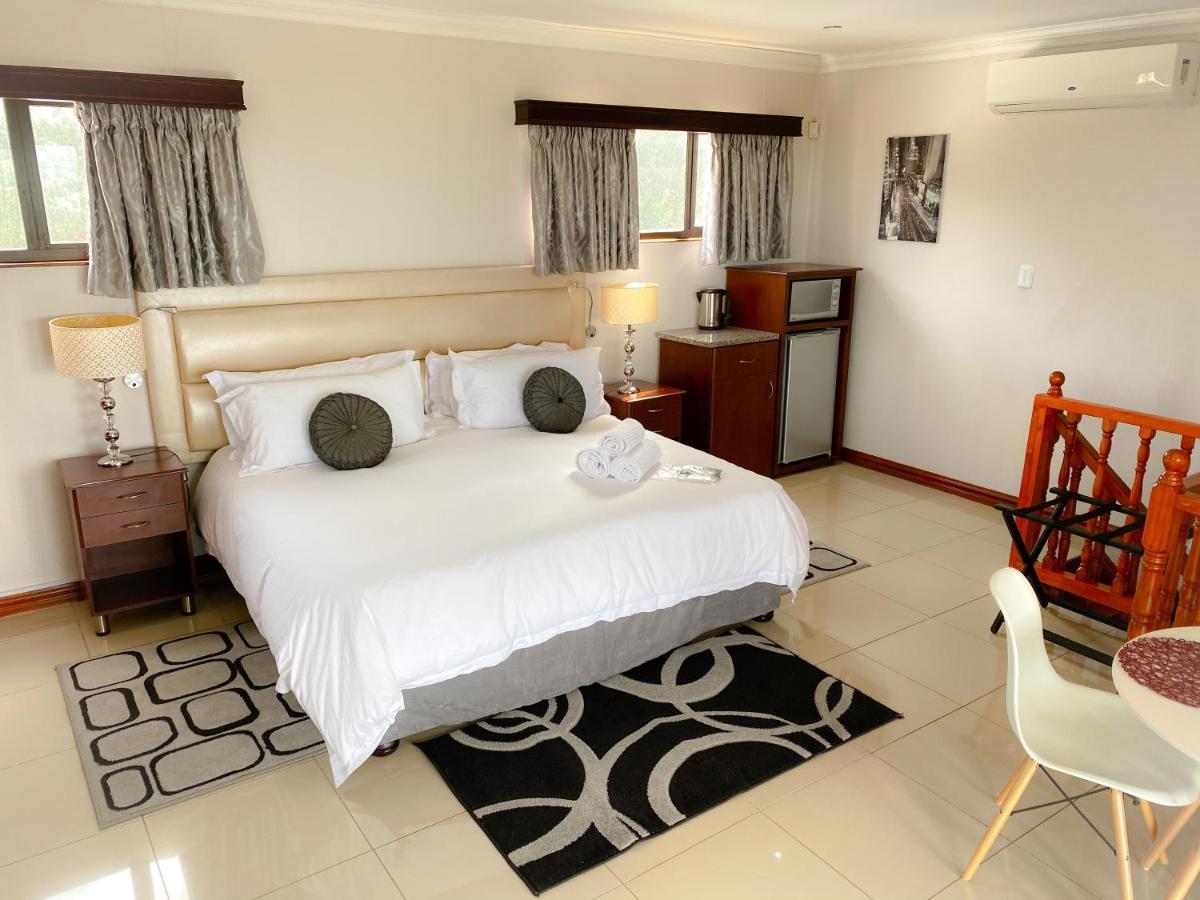 The Meritus Guest House Westville Экстерьер фото