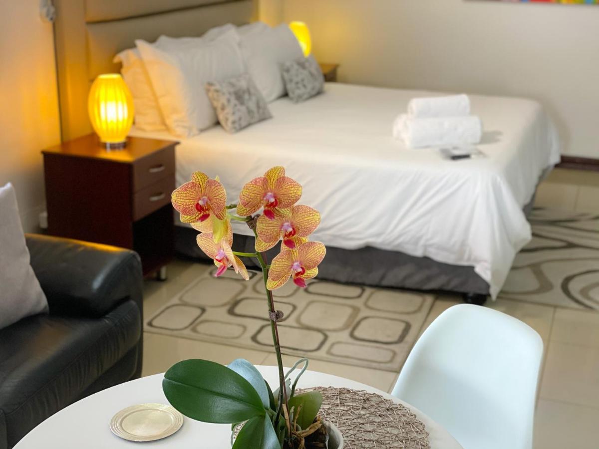 The Meritus Guest House Westville Экстерьер фото