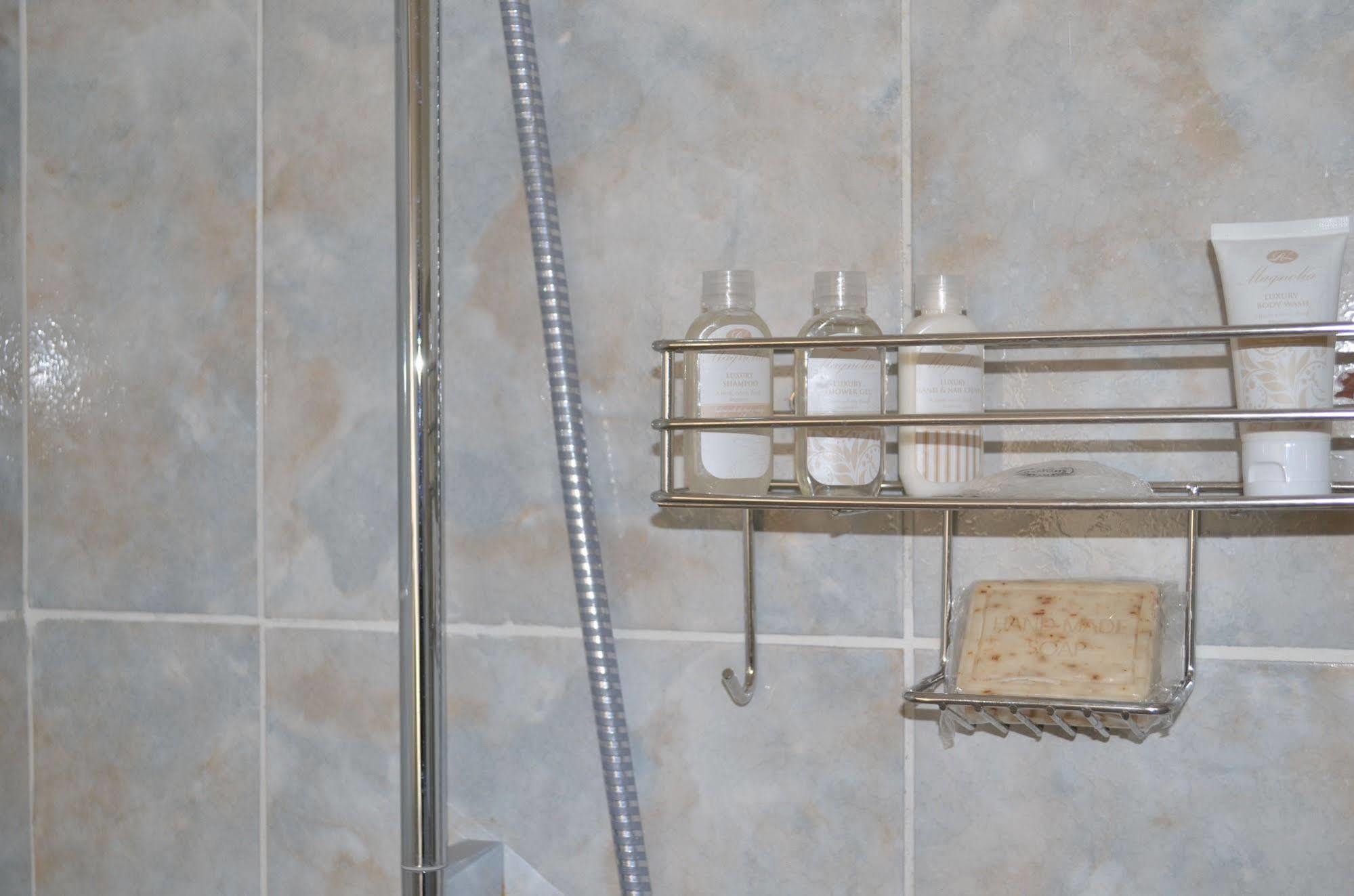 The Meritus Guest House Westville Экстерьер фото